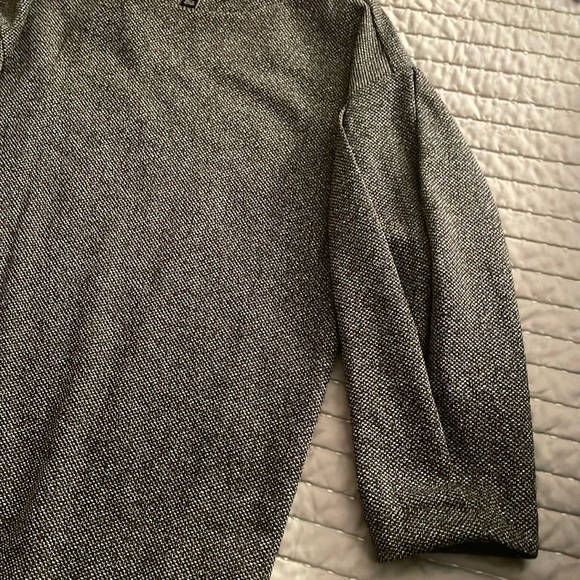 Banana Republic Blouse - Picture 3 of 3